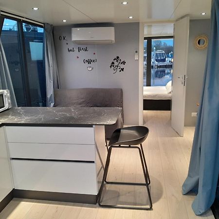 Floating Experience Black Pearl, Lago Maggiore Дормелето Екстериор снимка